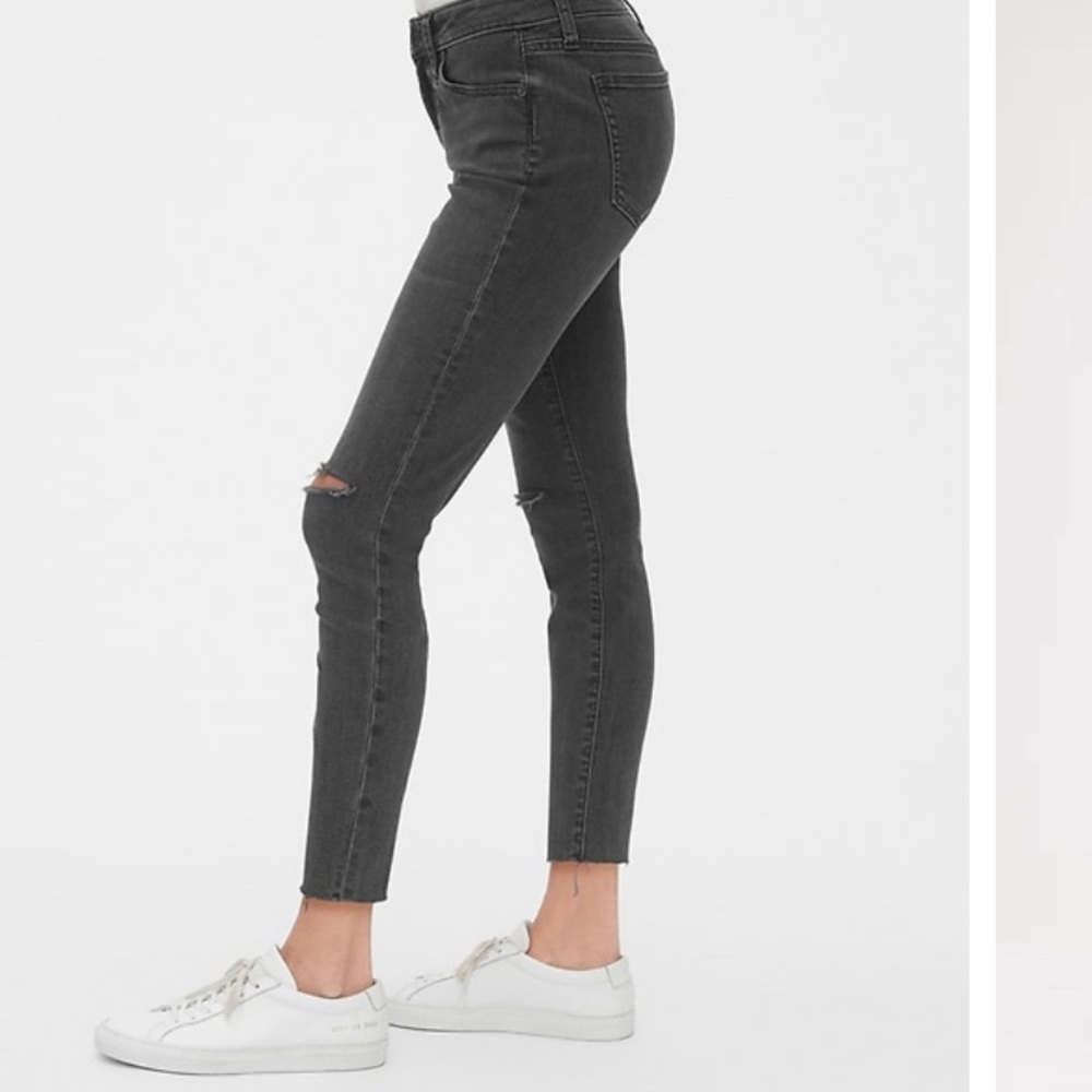 Gap distressed skinny ankle pants